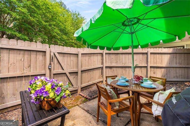 1140 Moorestown Cir, Decatur, GA 30033 - view of patio featuring outdoor dining space