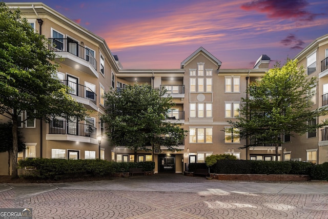 1850 Cotillion Dr Unit 4218, Atlanta, GA 30338 - view of property at dusk