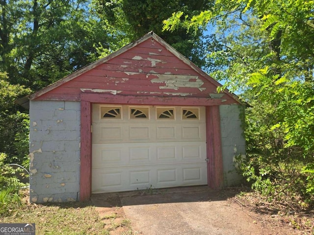 25 Candler Rd SE, Atlanta, GA 30317 - view of garage