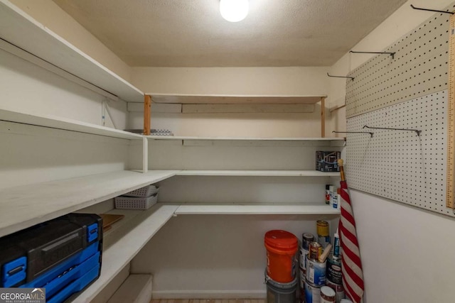 675 Mountain View Dr, Thomaston, GA 30286 - view of pantry