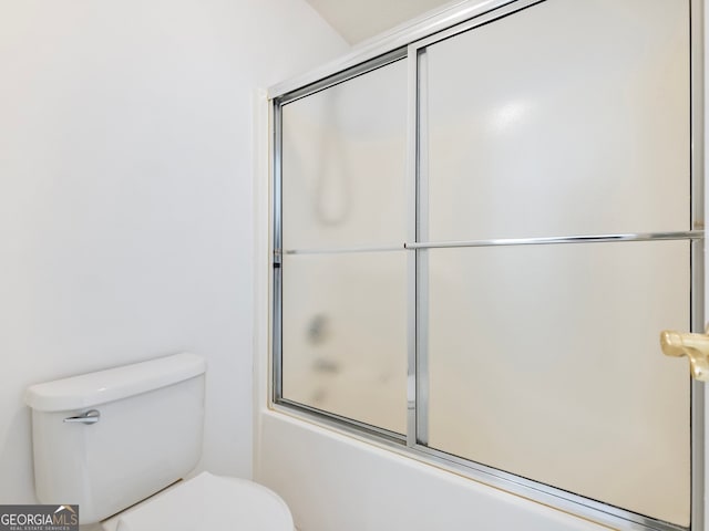 2910 Waverly Place Dr, Dacula, GA 30019 - bathroom featuring enclosed tub / shower combo and toilet