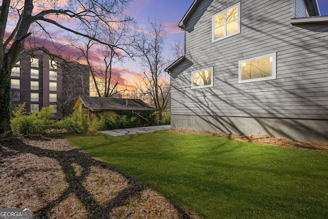 3378 Bachelor St, Atlanta, GA 30344 - view of green lawn