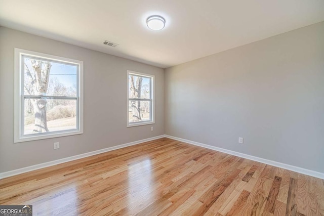 2741 Pierce Rd, Gainesville, GA 30507 - empty room featuring light wood-style flooring and baseboards
