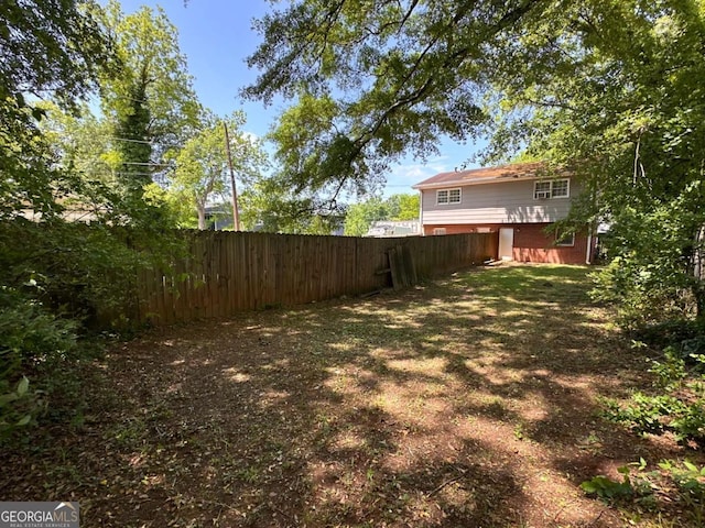 2872 Harris St, Atlanta, GA 30344 - view of yard with fence