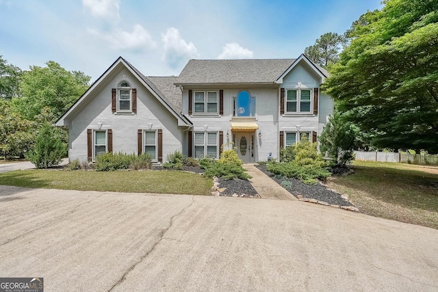 4135 Creekwood Dr, Cumming, GA 30041 - view of front facade with stucco siding and roof with shingles