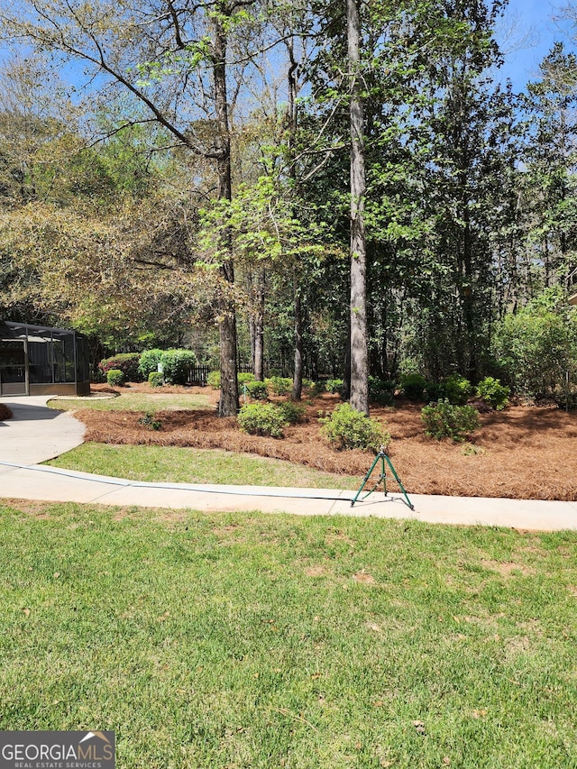 213 Falcon Crst, Warner Robins, GA 31088 - view of grassy yard