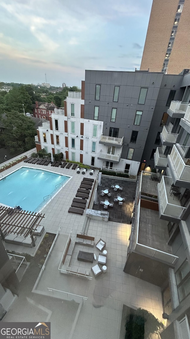 775 Juniper St NE Unit 612, Atlanta, GA 30308 - view of community pool