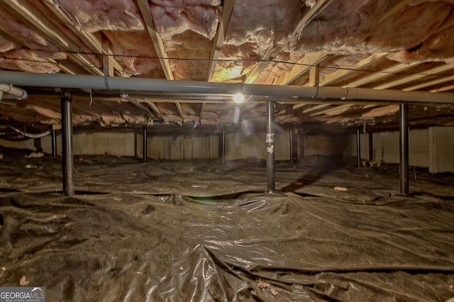 basement with crawl space