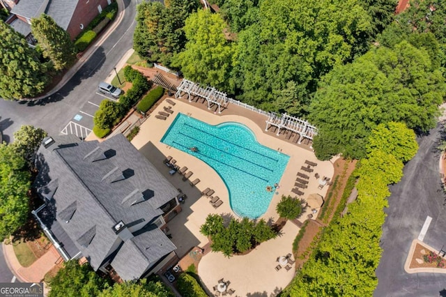 bird's eye view of a pool area