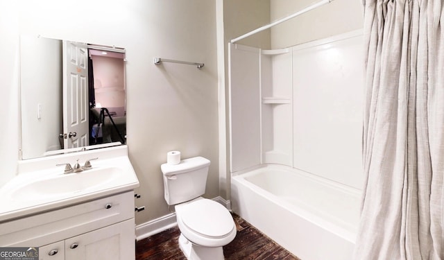 117 Joseph E Lowery Blvd NW, Atlanta, GA 30314 - bathroom with wood finished floors, toilet, shower / tub combo with curtain, vanity, and baseboards