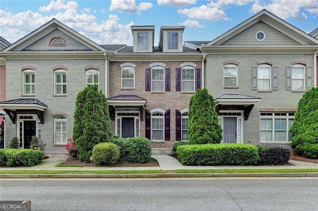 7435 Jamestown Dr, Alpharetta, GA 30005 - multi unit property with brick siding