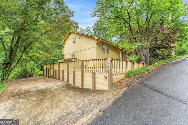 251 Cherokee Dr, Fair Play, SC 29693 - view of side of home featuring a wooden deck