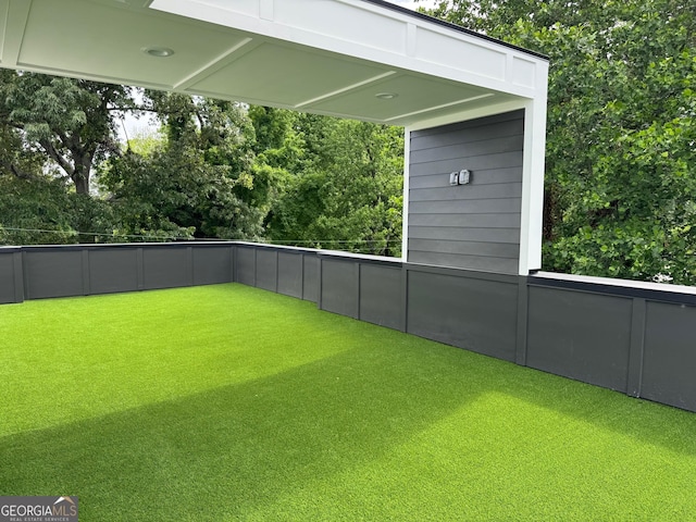 1954 8th St, Chamblee, GA 30341 - view of yard