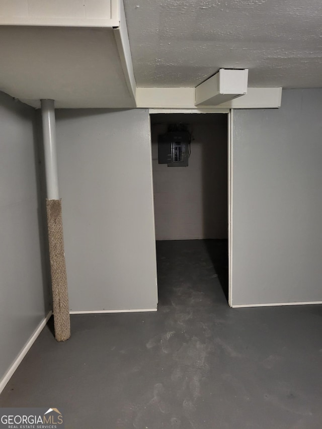 957 Astor Ave, Forest Park, GA 30297 - finished below grade area featuring baseboards