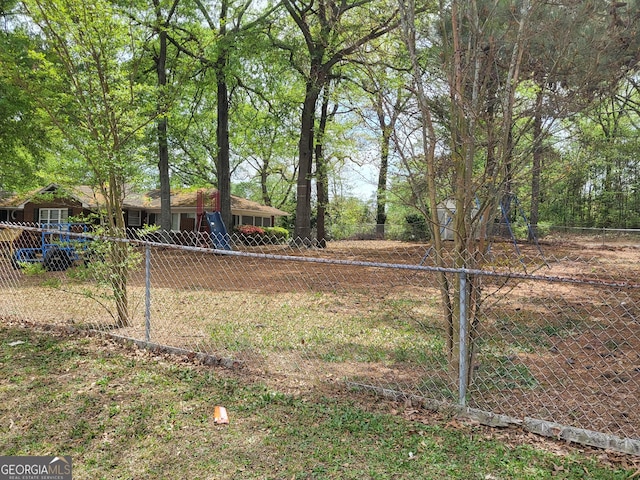 957 Astor Ave, Forest Park, GA 30297 - view of yard featuring fence