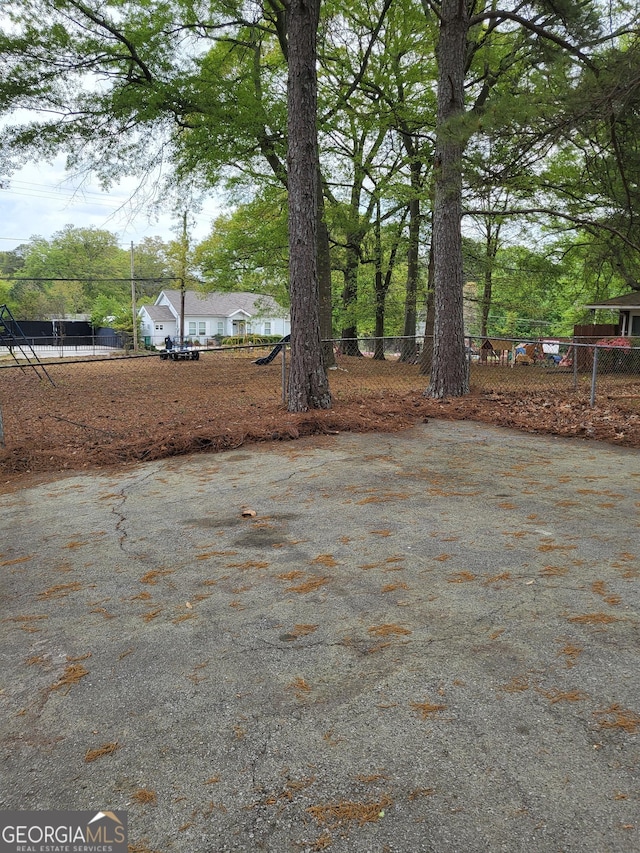 957 Astor Ave, Forest Park, GA 30297 - view of yard featuring fence