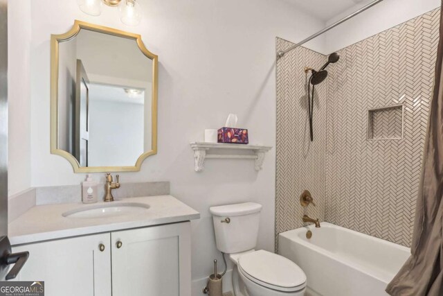 190 Arbor Garden Cir, Newnan, GA 30265 - full bathroom with vanity, toilet, and tub / shower combination