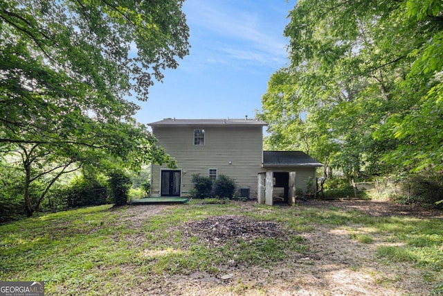 430 Pilgrim Ln, Powder Springs, GA 30127 - rear view of house featuring fence