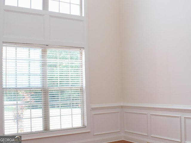 141 Windward Hls, Mcdonough, GA 30253 - detailed view of wainscoting and a decorative wall