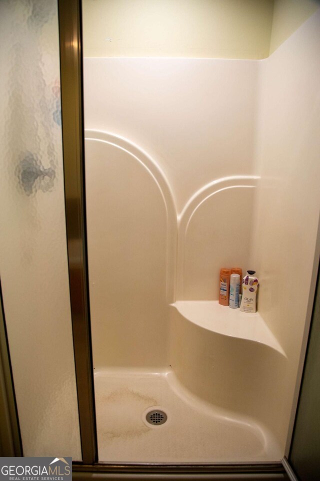 1351 Old Screven Rd, Jesup, GA 31545 - bathroom featuring a shower stall