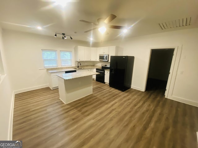 66 Kristys Path Dr, Eastanollee, GA 30538 - kitchen featuring black appliances, a sink, white cabinetry, a ceiling fan, and a center island