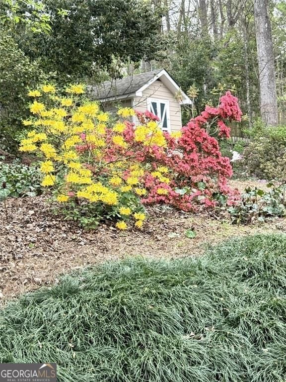 1935 Shrader Ct, Lawrenceville, GA 30044 - view of yard featuring an outdoor structure
