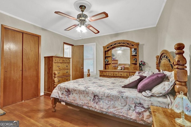 200 Dogwood Dr, Canton, GA 30114 - bedroom featuring wood finished floors, crown molding, and ceiling fan