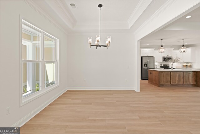108 Branch Creek Rd, Woodbine, GA 31569 - unfurnished dining area featuring a chandelier, light wood-style floors, a tray ceiling, baseboards, and recessed lighting