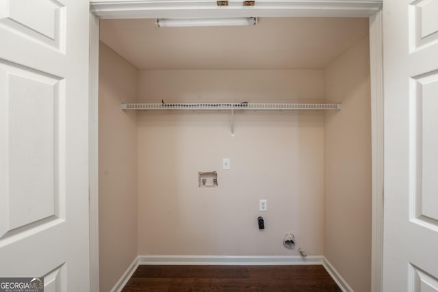 102 Peaceful Vw, Acworth, GA 30102 - laundry area featuring hookup for a washing machine, dark wood-style flooring, and gas dryer hookup