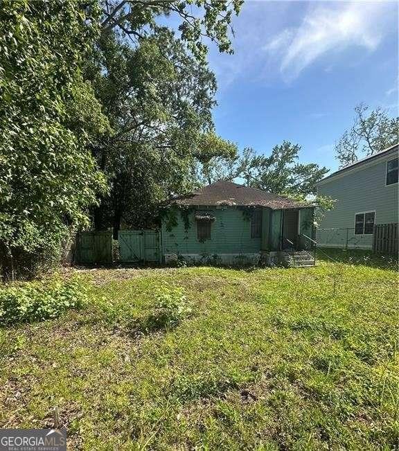 770 E Park Ave, Savannah, GA 31401 - view of yard