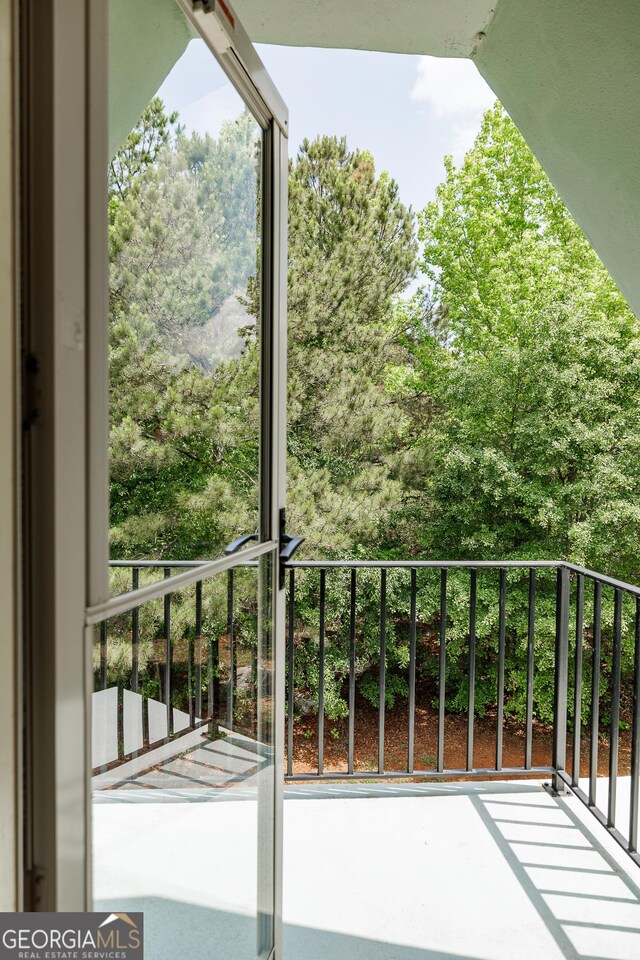 218 Wedgewood Dr, Danielsville, GA 30633 - view of balcony