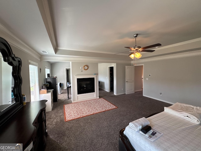 419 Woodmill Way SW, South Fulton, GA 30331 - living area with a raised ceiling, ornamental molding, carpet floors, baseboards, and a ceiling fan