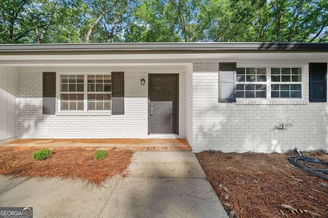 5155 Oakdale Ct, Douglasville, GA 30135 - entrance to property with brick siding