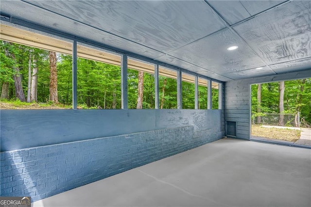 5200 Beechwood Forest Ct, Lithonia, GA 30038 - view of unfurnished sunroom