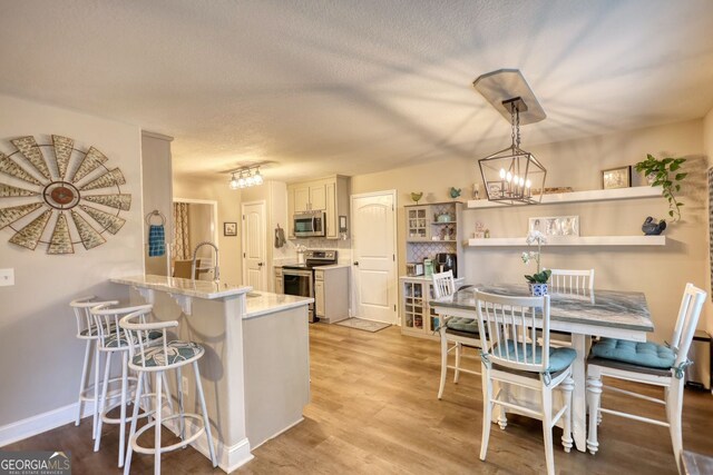 725 Cambridge Farms Dr, Hoschton, GA 30548