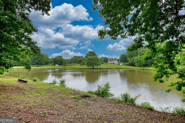725 Cambridge Farms Dr, Hoschton, GA 30548
