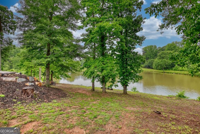 725 Cambridge Farms Dr, Hoschton, GA 30548