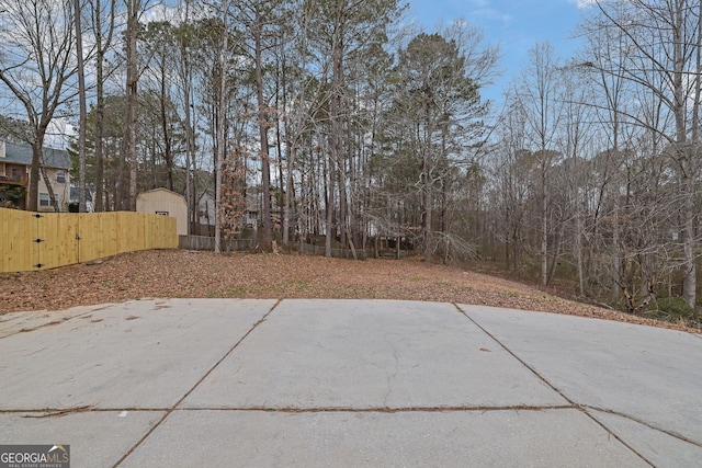 954 Josie Ct, Lawrenceville, GA 30045 - view of patio / terrace with a gate