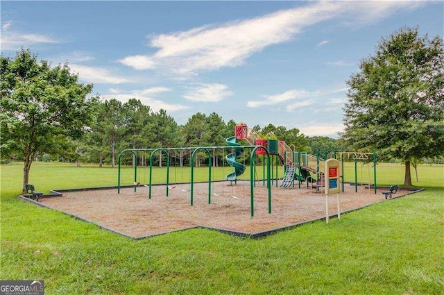 4840 Spring Park Cir, Suwanee, GA 30024 - community jungle gym featuring a yard