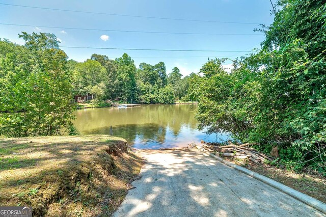 207A Quail Trl, Jackson, GA 30233 - water view