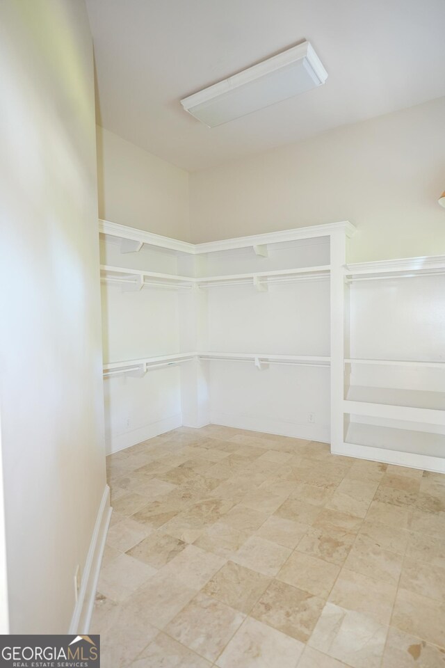1010 Forest Overlook Dr SW, Atlanta, GA 30331 - view of walk in closet