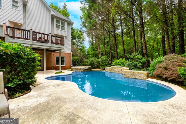 1000 Admiral Xing, Alpharetta, GA 30005 - view of swimming pool with a patio and a pool with connected hot tub