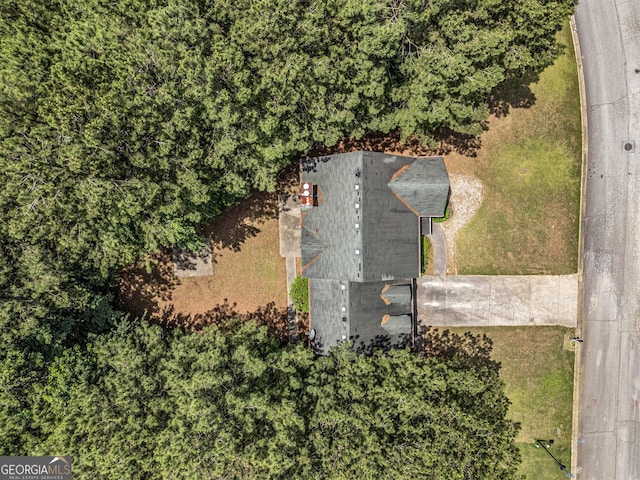 aerial view of property and surrounding area