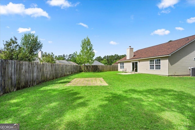 162 W Tahoe Dr, Savannah, GA 31405 - fenced backyard featuring a patio area