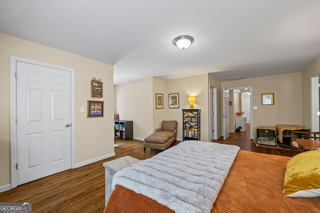 127 Chestnut Ln, Athens, GA 30606 - bedroom featuring wood finished floors