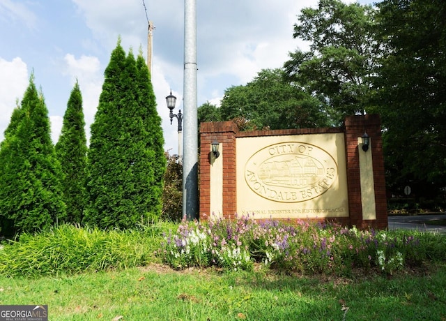 894 Nottingham Dr, Avondale Estates, GA 30002 - view of community sign
