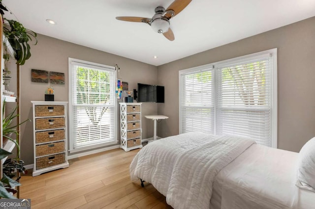 1141 Moorestown Cir, Decatur, GA 30033 - bedroom featuring light wood-style flooring, a ceiling fan, and recessed lighting