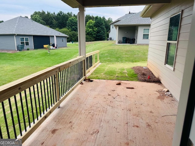 view of grassy yard