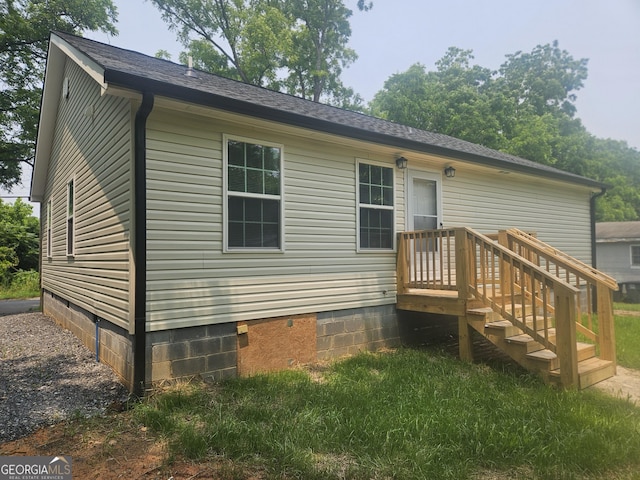 414 E 17th St SW, Rome, GA 30161 - back of property featuring crawl space and roof with shingles