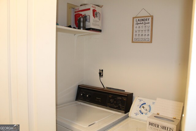 124 Wynn Rd, Mcdonough, GA 30252 - washroom with washing machine and dryer